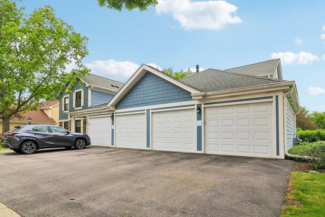 1102 Woodbury Lane D1, Wheeling, IL 60090