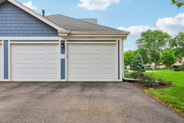 1102 Woodbury Lane D1, Wheeling, IL 60090
