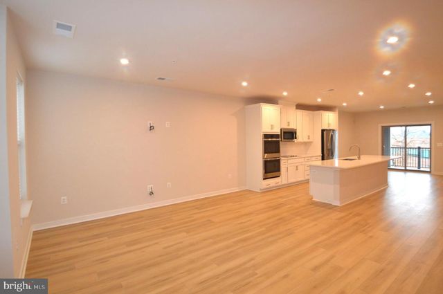 13651 INNOVATION STATION LOOP, Herndon, VA 20171