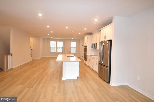 13651 INNOVATION STATION LOOP, Herndon, VA 20171