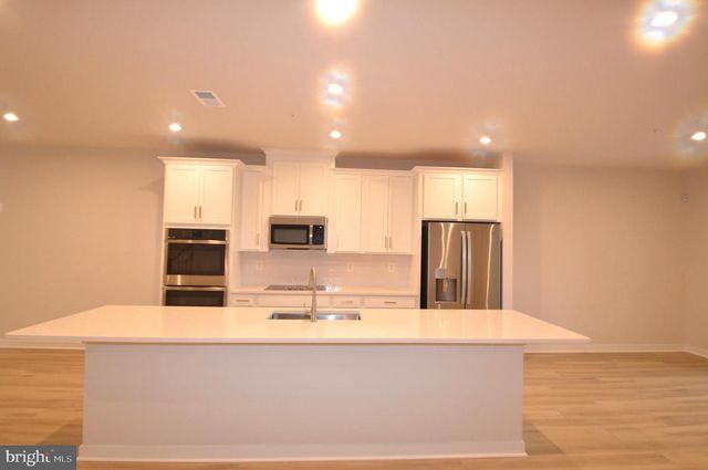 13651 INNOVATION STATION LOOP, Herndon, VA 20171