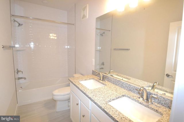 13651 INNOVATION STATION LOOP, Herndon, VA 20171