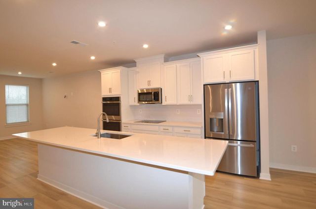 13651 INNOVATION STATION LOOP, Herndon, VA 20171