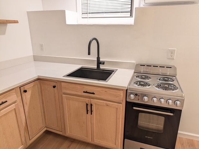 23 Mechanics Street 101, Putnam, CT 06260