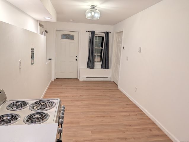 23 Mechanics Street 101, Putnam, CT 06260