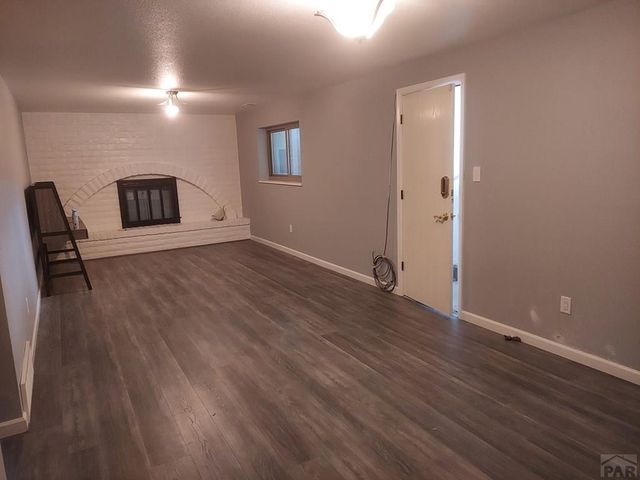 10 Verdosa Dr, Pueblo, CO 81005