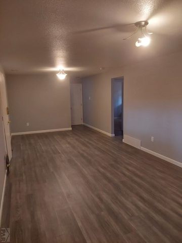 10 Verdosa Dr, Pueblo, CO 81005