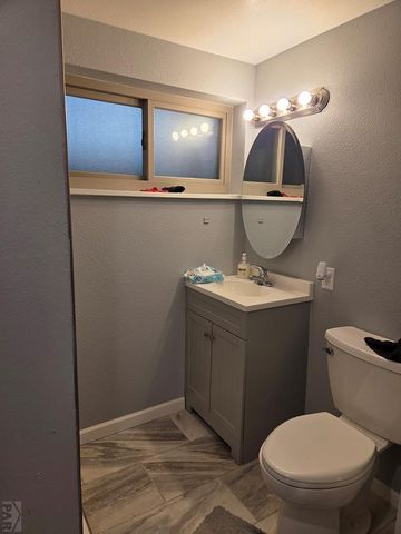 10 Verdosa Dr, Pueblo, CO 81005