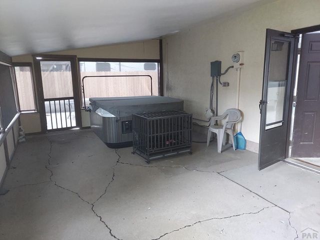 10 Verdosa Dr, Pueblo, CO 81005