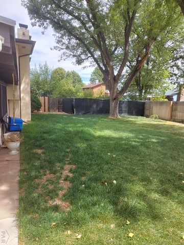 10 Verdosa Dr, Pueblo, CO 81005
