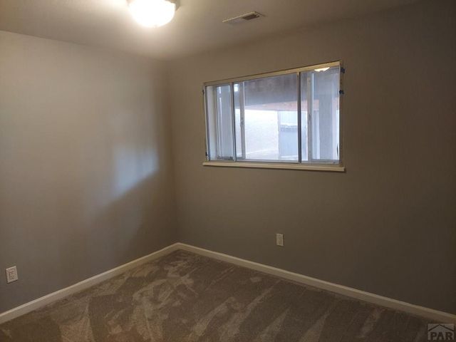 10 Verdosa Dr, Pueblo, CO 81005