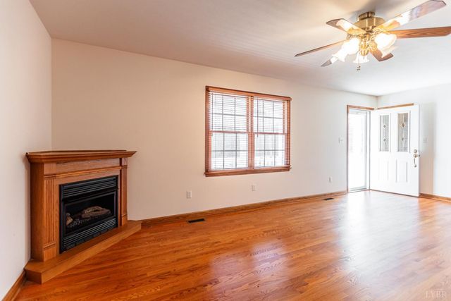 1975 Morning Star Road, Appomattox, VA 24522