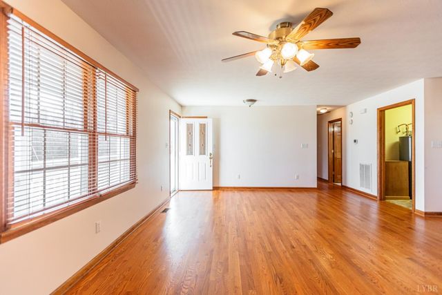 1975 Morning Star Road, Appomattox, VA 24522