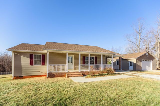 1975 Morning Star Road, Appomattox, VA 24522