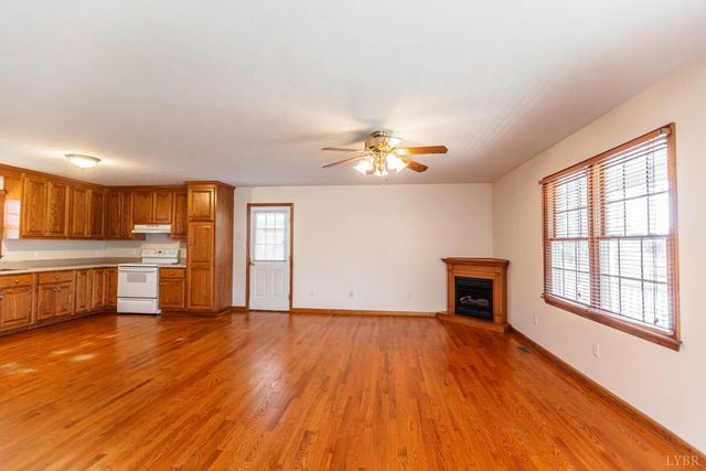 1975 Morning Star Road, Appomattox, VA 24522