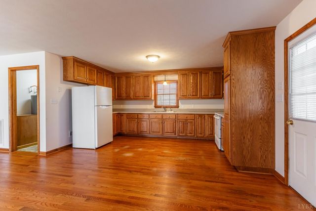 1975 Morning Star Road, Appomattox, VA 24522