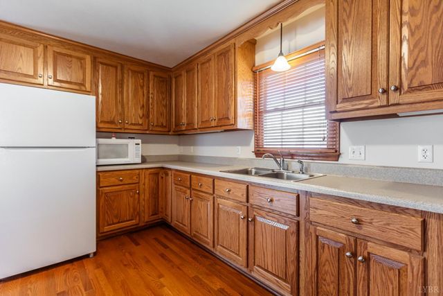 1975 Morning Star Road, Appomattox, VA 24522