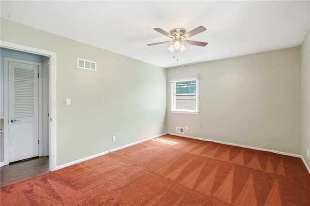 12009 E 61st Terrace, Kansas City, MO 64133