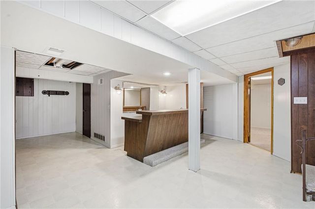 12009 E 61st Terrace, Kansas City, MO 64133