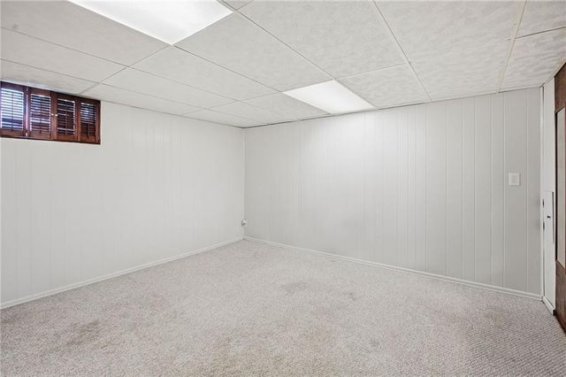 12009 E 61st Terrace, Kansas City, MO 64133