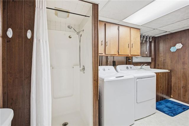 12009 E 61st Terrace, Kansas City, MO 64133