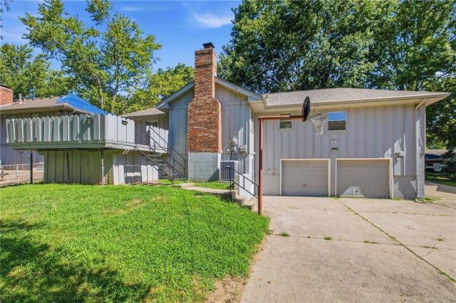 12009 E 61st Terrace, Kansas City, MO 64133