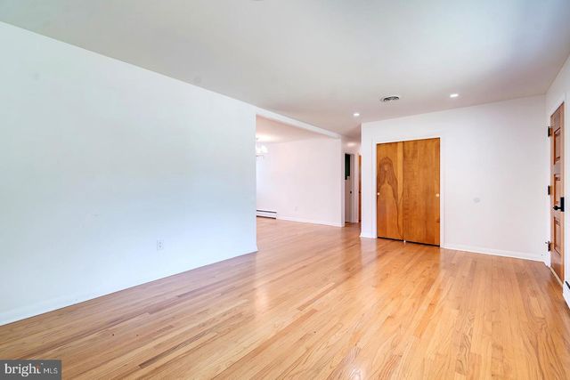143 N OLD MILL RD, Dover, DE 19901