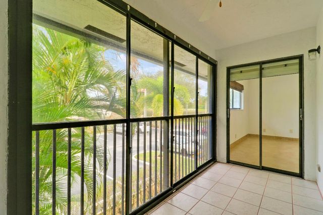 15364 Lakes Of Delray Boulevard 61, Delray Beach, FL 33484