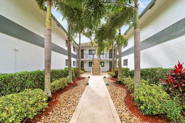 15364 Lakes Of Delray Boulevard 61, Delray Beach, FL 33484