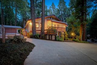 11812 Moonrise Ct, Nevada City, CA 95959