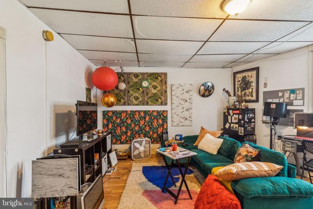 4714 WOODLAND AVE, Philadelphia, PA 19143