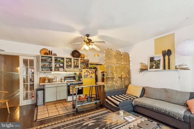 4714 WOODLAND AVE, Philadelphia, PA 19143