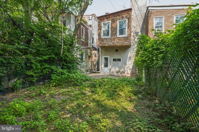 4714 WOODLAND AVE, Philadelphia, PA 19143