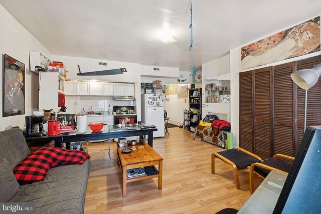 4714 WOODLAND AVE, Philadelphia, PA 19143