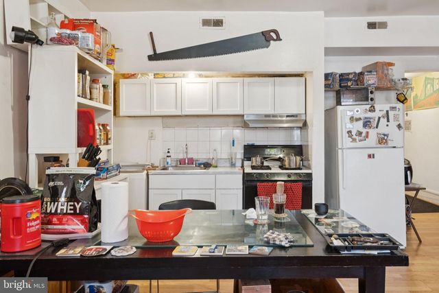 4714 WOODLAND AVE, Philadelphia, PA 19143