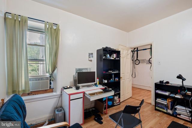 4714 WOODLAND AVE, Philadelphia, PA 19143