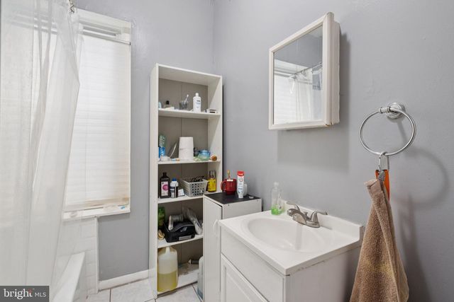 4714 WOODLAND AVE, Philadelphia, PA 19143