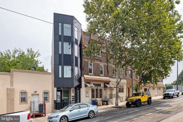 4714 WOODLAND AVE, Philadelphia, PA 19143