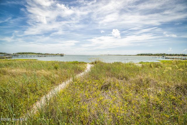 806 Paoli Court, Wilmington, NC 28409