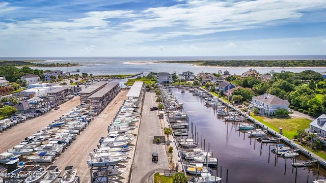 806 Paoli Court, Wilmington, NC 28409