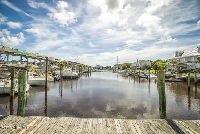 806 Paoli Court, Wilmington, NC 28409