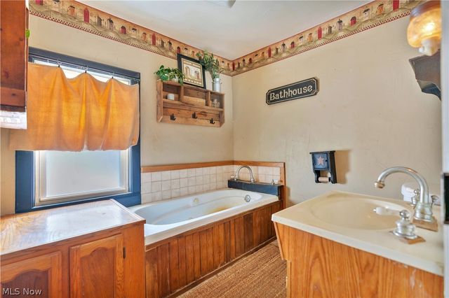 13222 Lexington Avenue NE, Alliance, OH 44601