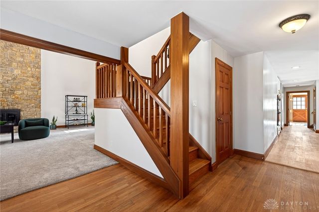 2810 E Spring Valley Pike, Dayton, OH 45458