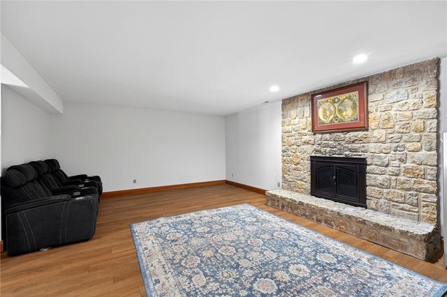 2810 E Spring Valley Pike, Dayton, OH 45458