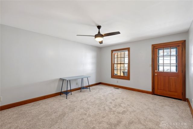 2810 E Spring Valley Pike, Dayton, OH 45458