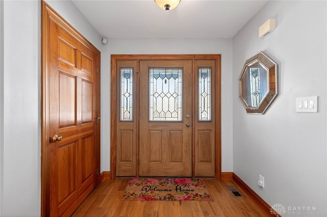 2810 E Spring Valley Pike, Dayton, OH 45458