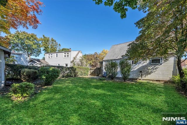 41 Wanaque Avenue, Wanaque, NJ 07420