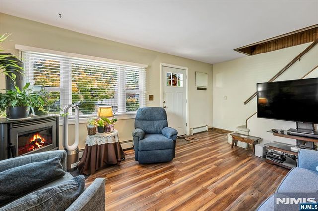 41 Wanaque Avenue, Wanaque, NJ 07420