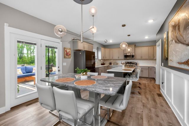 203 Strongpoint Dr, Hendersonville, TN 37075