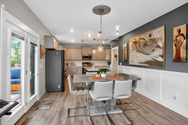 203 Strongpoint Dr, Hendersonville, TN 37075